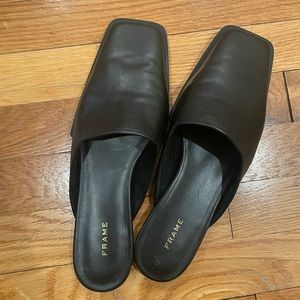 99% new ! FRAME mules bonded leather, made in Spain